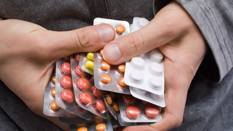 Минздрав заявил, что цены на лекарства изменились за год на 2,3%