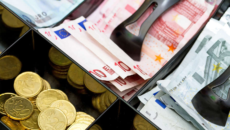 Bloomberg: заработавший на кризисе 2008 года миллиардер сейчас скупает британские фунты