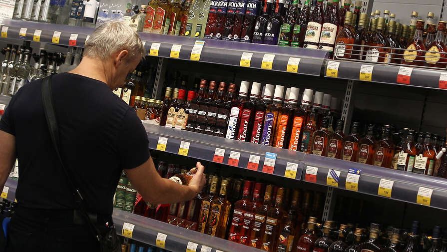 Минпромторг: проблем с наличием популярных брендов алкоголя в магазинах не ожидается