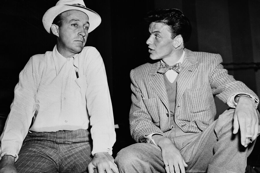 Певцы Бинг Кросби и Фрэнк Синатра, 1944&nbsp;год