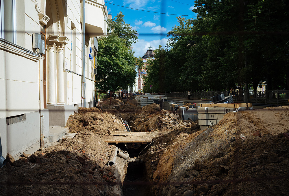 Малая Бронная улица