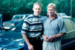 Хоккеист Павел Буре с отцом, пловцом Владимиром Буре, 1996 год