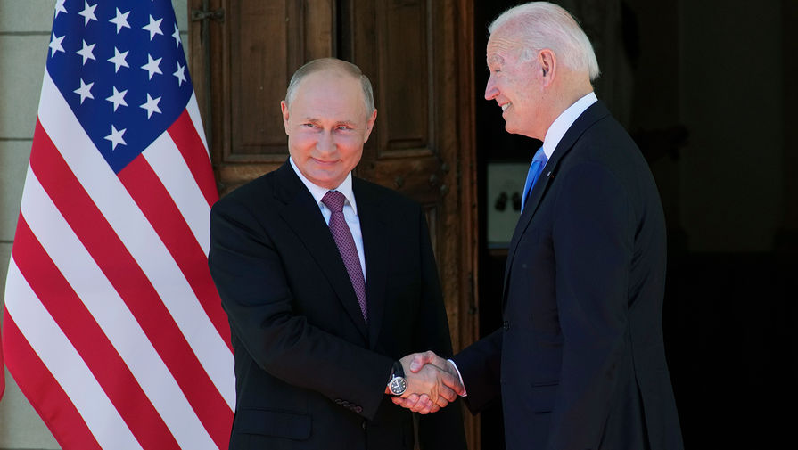 Politico: США отложили испытания гиперзвукового оружия ради встречи с Путиным 