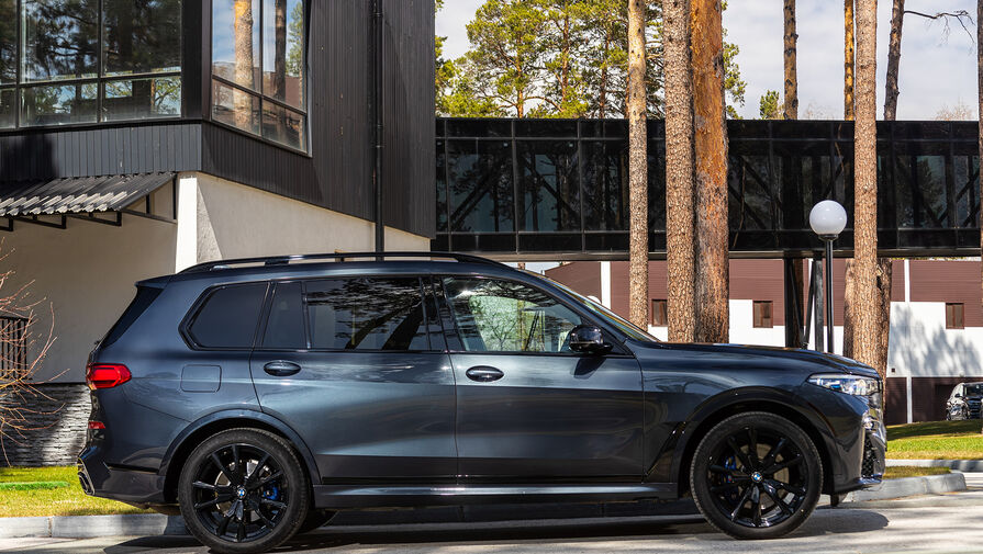 BMW должна владельцу неисправного X7 уже больше 400 миллионов рублей