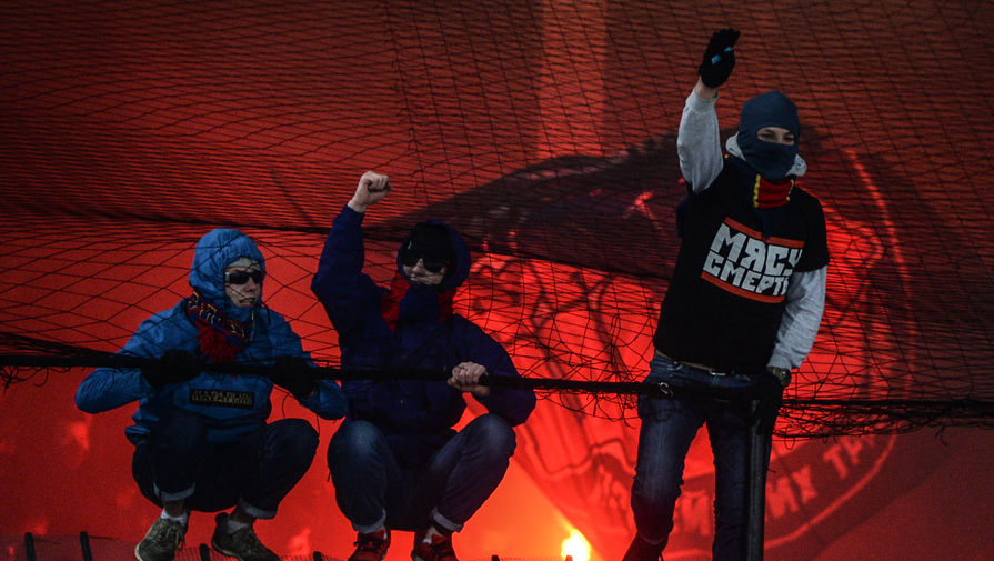 Болельщики ЦСКА во время матча чемпионата России по футболу с «Арсеналом»