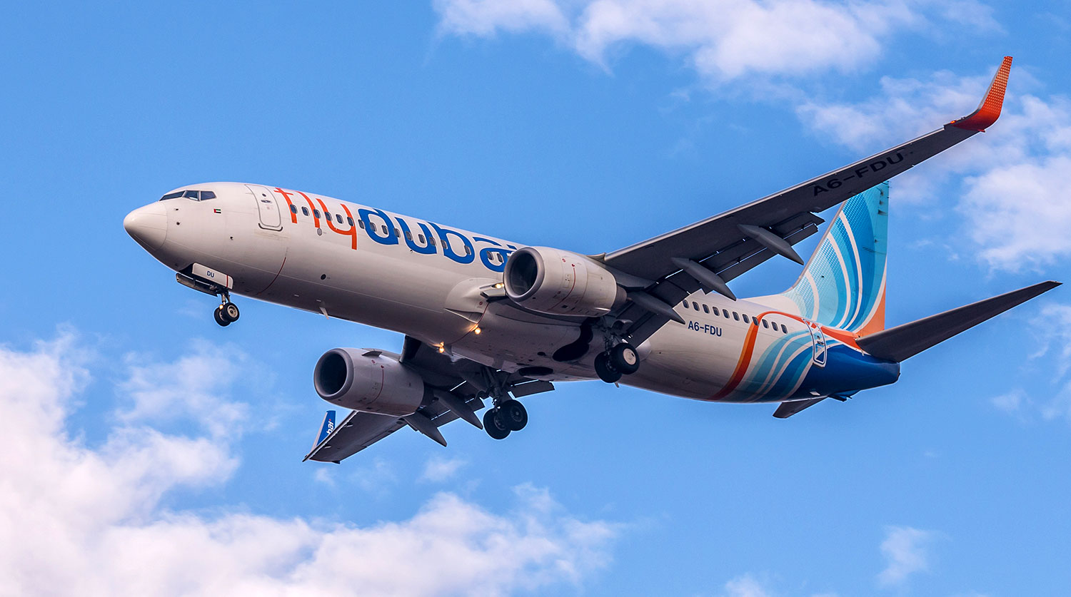 Самолет Boeing 737-800 с бортовым номером A6-FEJ авиакомпании Flydubai, разбившийся в аэропорту Ростова-на-Дону 19 марта 2016 года