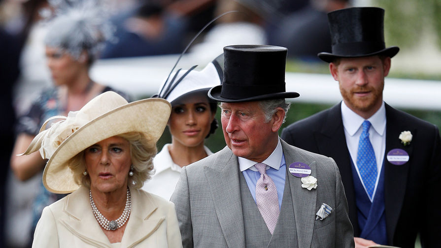 СМИ: принц Чарльз приглашал принца Гарри и Меган Маркл в Великобританию