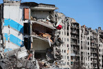 Разрушенный многоэтажный дом в Авдеевке, февраль 2024 года