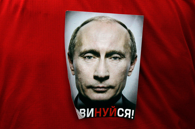 Россияне продолжают ждать «сильного лидера», ради которого готовы отказаться от выборов