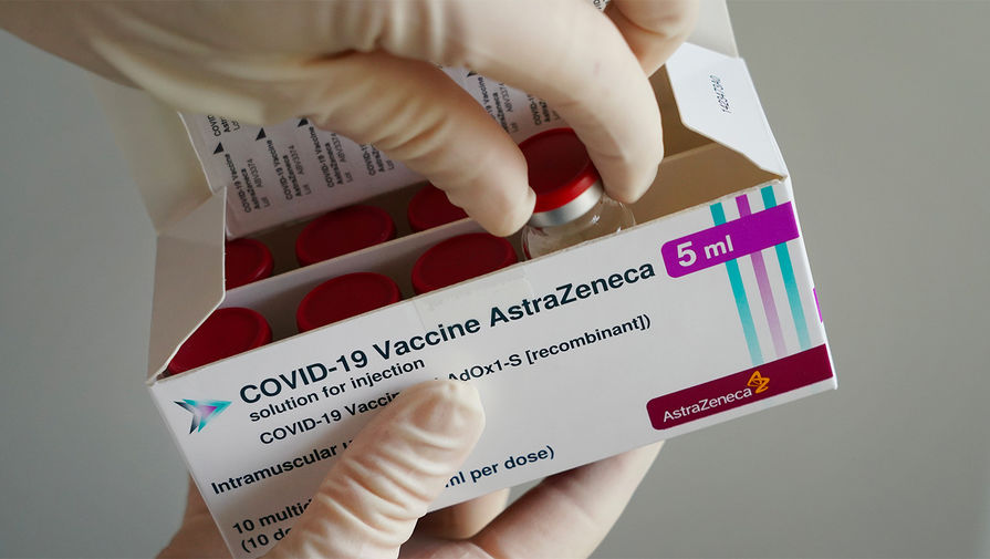 AstraZeneca заверила в безопасности вакцины после отказов от препарата в ЕС