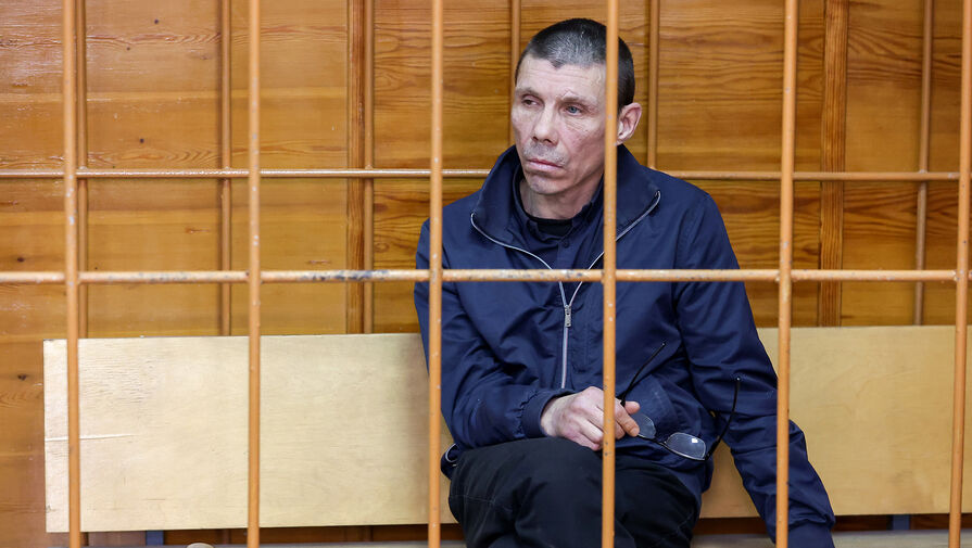 «Хотел спасти товарищей»: Бурдину из «Смысловых галлюцинаций» дали срок за поножовщину