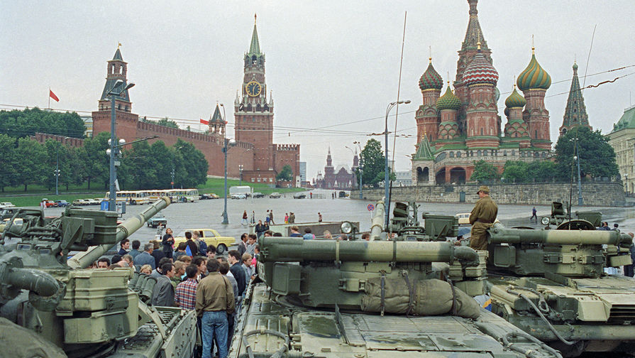 Попытка государственного переворота. Военная техника на&nbsp;улицах Москвы, 19 августа 1991 года