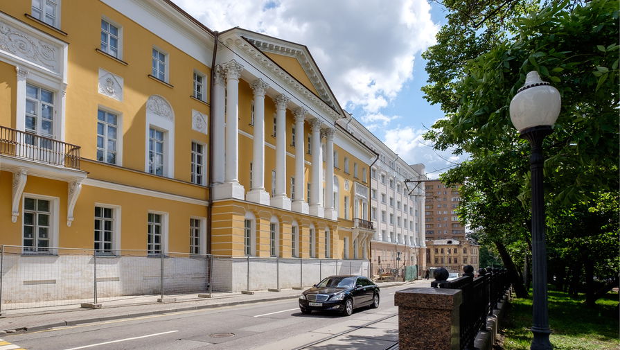 Здание Высшей школы экономики в Москве