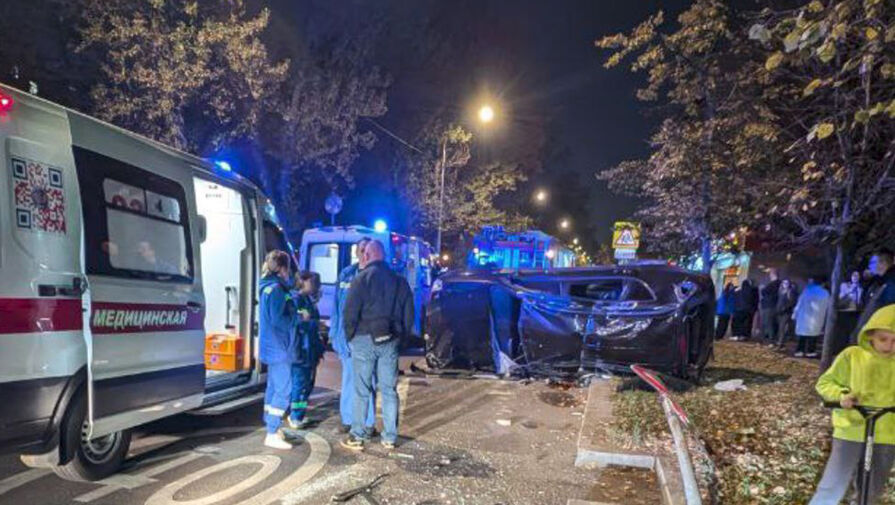 Московский школьник прокатил друзей на машине родителей и попал в ДТП