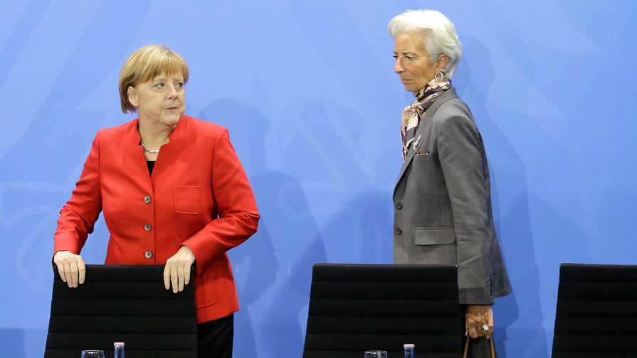 Канцлер ФРГ Ангела Меркель и директор-распорядитель МВФ Кристин Лагард во время встречи в Берлине, апрель 2016 года