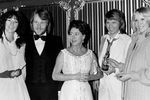 Квартет ABBA (Анни-Фрид Лингстад, Бенни Андерссон, Бьорн Ульвеус и Агнета Фельтског) и принцесса Маргарет (в центре) на приеме в Лондоне, 1978 год