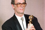 Дин Стоквелл с наградой за лучшую мужскую роль второго плана в сериале «Квантовый скачок» на премии «Золотой Глобус», 1990 год