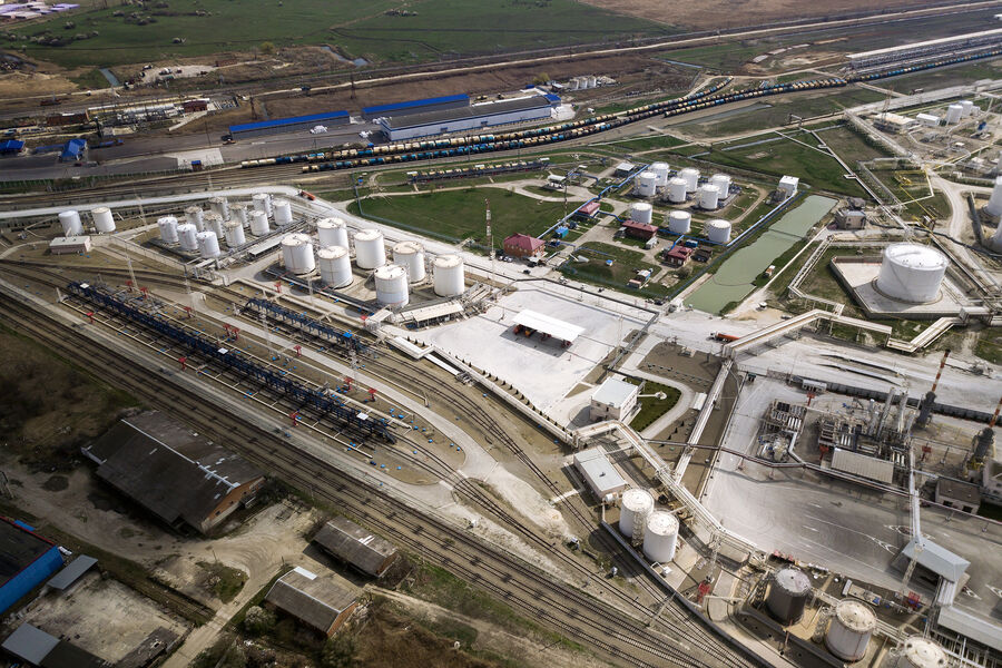 Славянский нефтеперерабатывающий завод в Краснодарском крае