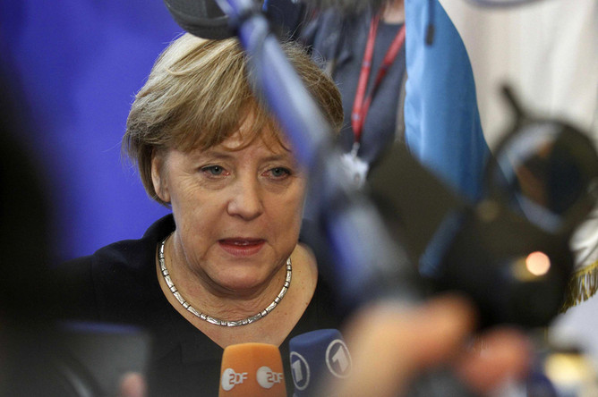 Канцлер Германии Ангела Меркель призывает снизить ожидания от саммита в Брюсселе.