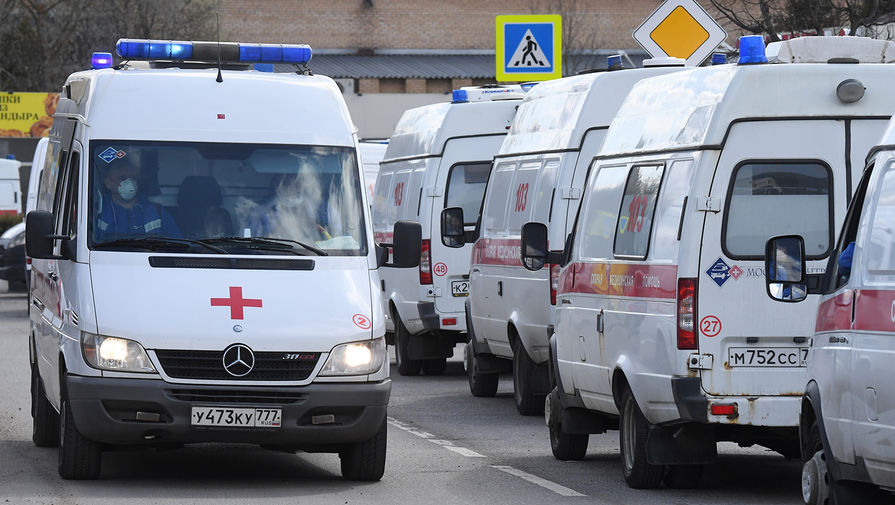 Стали известны подробности увольнения сотрудников скорой из тюменской больницы