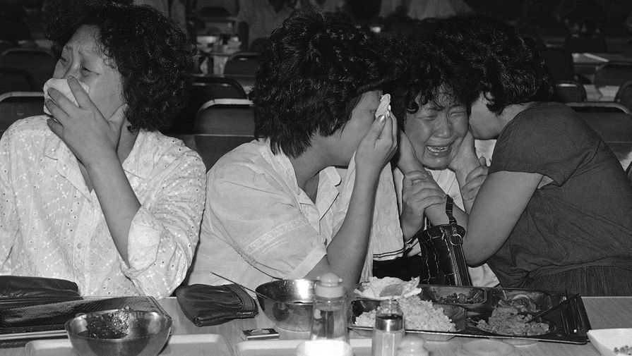 Сестры Ли Чул-Кью, не попавшие на&nbsp;рейс пассажирки самолета рейса КАL-007, сбитого над&nbsp;Сахалином, 2 сентября 1983 год