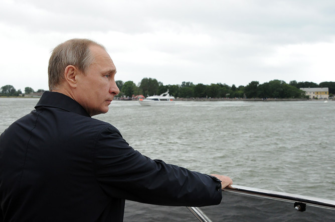 Президент России Владимир Путин на праздновании Дня Военно-морского флота России в Балтийске