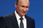 Владимир Путин выступает на пленарном заседании межрегионального форума «Общероссийского народного фронта» 