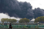 Пожар на химическом заводе Lubrizol во французском Руане, 26 сентября 2019 года 