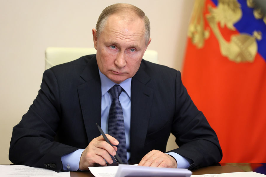 Президент России Владимир Путин проводит в режиме видеоконференции заседание Совета по развитию гражданского общества и правам человека, 9 декабря 2021 года 