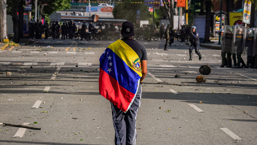 Венесуэла потребовала у США уважения воздушного пространства