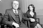 Ларри Флинт и его супруга Алтея перед началом судебного заседания в Огайо о распространении порнографии, 1977 год