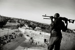 «Просто хочу попасть в кольцо». Ян Граруп, Дания. Категория: «Спортивная история». I место. В Могадишо, пострадавшей от войны столицы Сомали, юные девушки рискуют жизнью, чтобы поиграть в баскетбол.