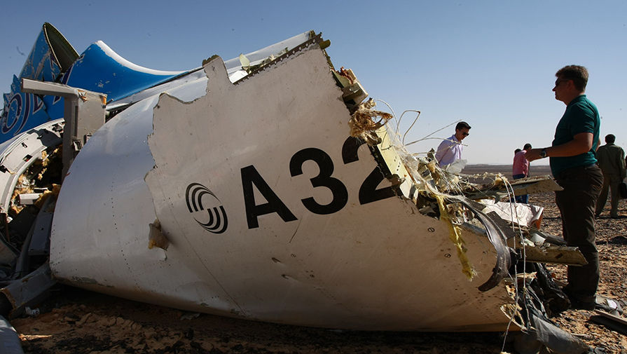 Место крушения российского самолета Airbus A321 в Египте
