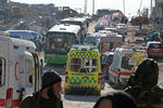 Автобусы и машины скорой помощи для эвакуации из Алеппо, 15 декабря 2016 года