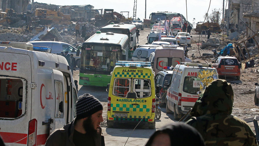 Автобусы и машины скорой помощи для&nbsp;эвакуации из&nbsp;Алеппо, 15&nbsp;декабря 2016&nbsp;года