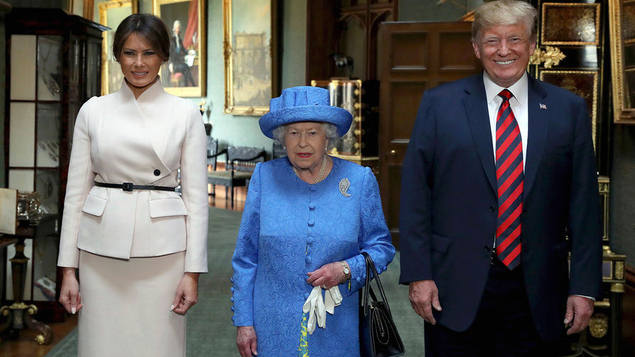 Королева Великобритании Елизавета II с&nbsp;президентом и первой леди США Дональдом Трампом и Меланьей Трамп в&nbsp;Виндзорском замке, 13 июля 2018 года