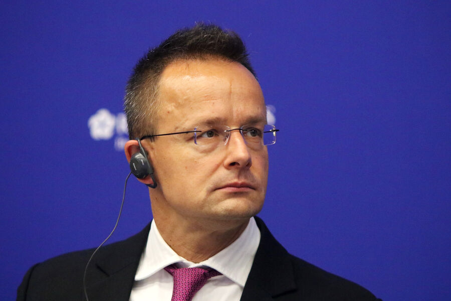 Венгрия не будет участвовать в расширении миссии НАТО на Украине