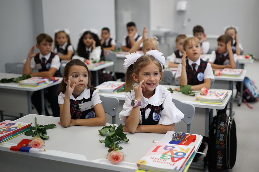 Первоклассники в&nbsp;классе после торжественной линейки, посвященной началу учебного года, в&nbsp;Краснодаре, 2&nbsp;сентября 2024&nbsp;года