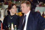  Анатолий Чубайс с бывшей супругой Марией Вишневской, 1997 