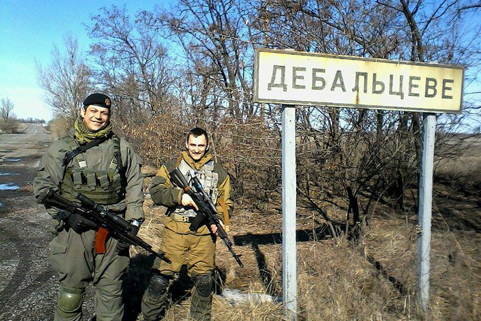 Серб Радомир Почуча (слева), воевавший в Донбассе против украинских силовиков
