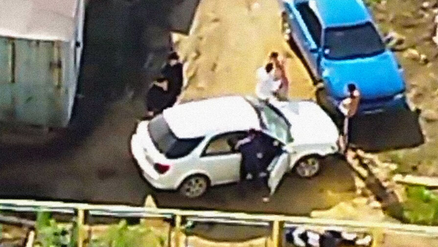 В Якутске неизвестные избили и похитили человека на глазах у прохожих