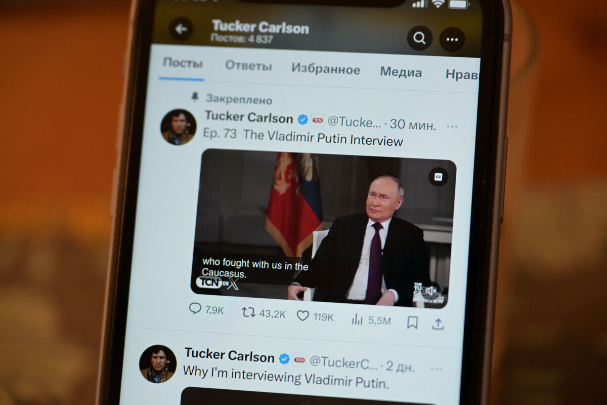 Трансляция интервью президента РФ Владимира Путина американскому журналисту Такеру Карлсону, 9 февраля 2024 года
