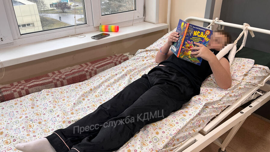 Восьмилетняя девочка сломала позвоночник в российском батутном центре