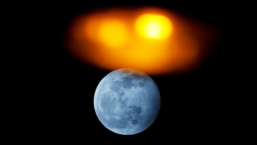 Лунное затмение в небе над Рондой, Испания, 10 января 2020 года