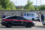 Сотрудники полиции и СК у парковки в Одинцовском городском округе Московской области, где было найдено его тело, 7 июля 2025 года