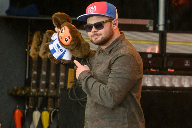 Выступление группы Royal Blood на фестивале «Пикник «Афиши» в Москве, 3 августа 2019 года
