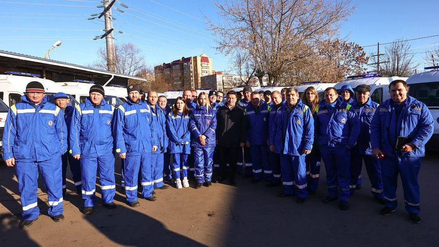 Губернатор Воробьев передал подмосковным больницам новые автомобили "скорой помощи"