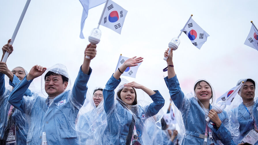 Южнокорейские пловцы уехали из олимпийской деревни из-за проблем с транспортом
