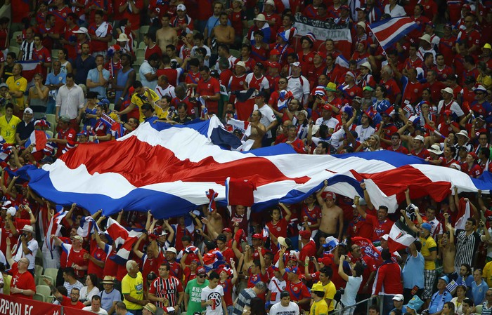 Сборная Коста-Рики начала чемпионат мира по&nbsp;футболу в&nbsp;Бразилии с&nbsp;победы над&nbsp;Уругваем