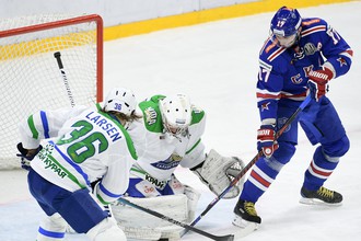 Филип Ларсен